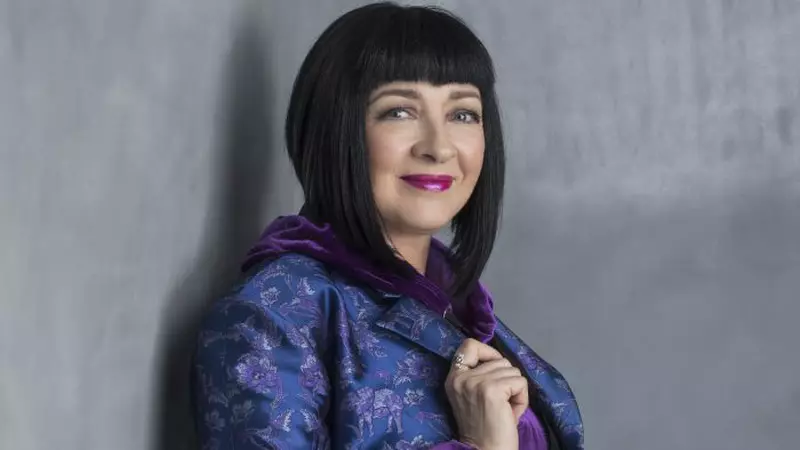 Neti Sandu merge la muncă și-n plină pandemie. Cum s-a schimbat viața ei în ultimele două luni: ”Cu dezinfectant nu mă mai dau la fel de des ca la început, mi-am făcut răni la mâini”/ INTERVIU