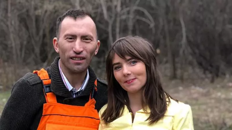 S-a aflat unde locuiesc Vulpița și Viorel în București. Ce venituri au cei doi și cum s-a schimbat viața lor