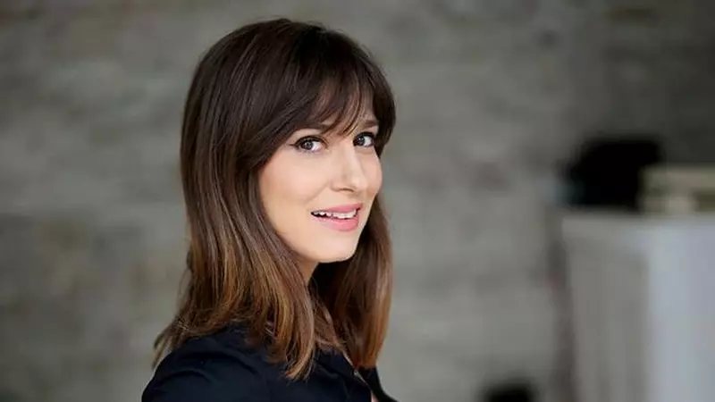 Dana Rogoz, cu abdomenul perfect plat, la o săptămână după ce a născut! "E clar că e vorba de... mult noroc"