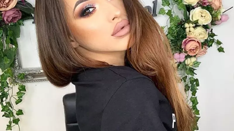 Larisa Iordache a fost părăsită de iubitul ei, la doar trei luni de la logodnă. Gimnasta este din nou singură, deși avea planuri de nuntă