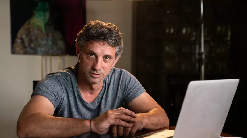 Veste șoc la ProTv: Mai mulți actori, printre care și Andi Vasluianu, se apucă de VIDEOCHAT