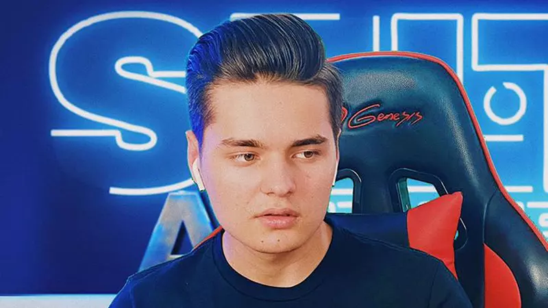 Ce notă a luat Selly la BAC! Vloggerul român a mai bifat încă un succes: ”Să vă văd ce mai ziceți”