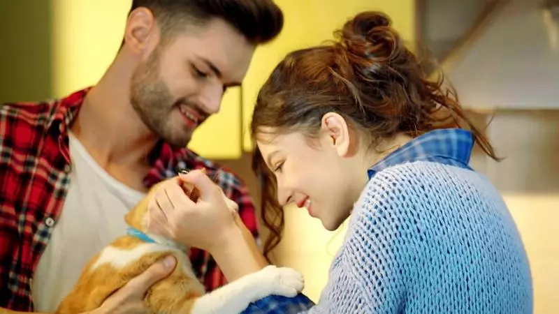 Cum s-au afișat Cleopatra Stratan și Edward Sanda, după ce au recunoscut că au o relație. Fanii sunt în extaz