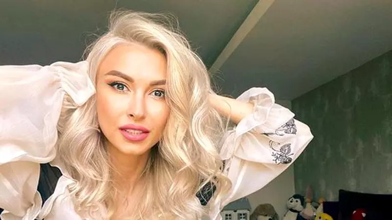 Andreea Bălan, replică acidă pentru cei care o acuză că și-a refăcut viața prea devreme. "Dacă ești fericită după un divorț, ți se dă în cap"