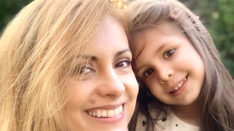 Simona Gherghe a avut probleme cu infertilitatea. Vedeta a urmat tratament timp de un an și jumătate pentru a rămâne însărcinată: ”Mă hotărâsem să apelez la fertilizarea in vitro”