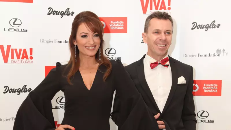 Anca Țurcașiu a divorțat: „Am divorțat de bărbatul pe care l-am ales să-mi fie sprijin. Merg mai departe”