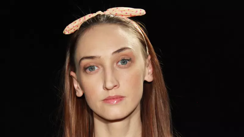 Cine este Ilona Brezoianu. E prietenă și colegă de scenă cu Mihai Bendeac