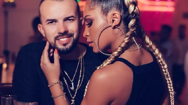 Jimmy Dub și iubita se căsătoresc, după ce și-au botezat fetița. Au stabilit deja data nunții