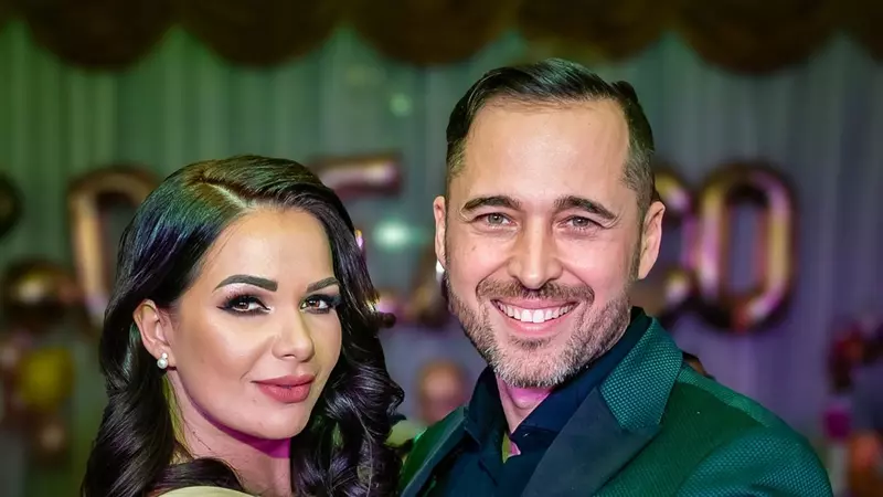 Deea și Dinu Maxer și-au botezat, în sfârșit, fetița! A fost o petrecere de... pandemie: "Nu ne-am mai pupat cu toți invitații"