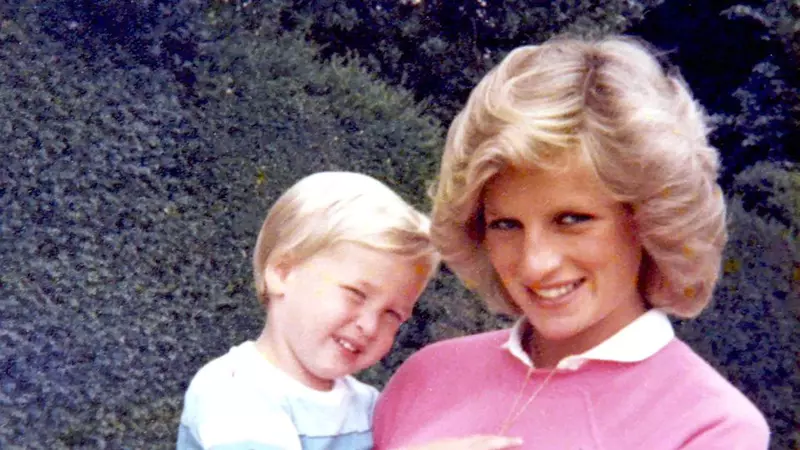 Prințul Harry, mărturisire dureroasă despre moartea Prințesei Diana: "Dacă aș fi știut că a fost ultima dată când am vorbit cu mama mea..."