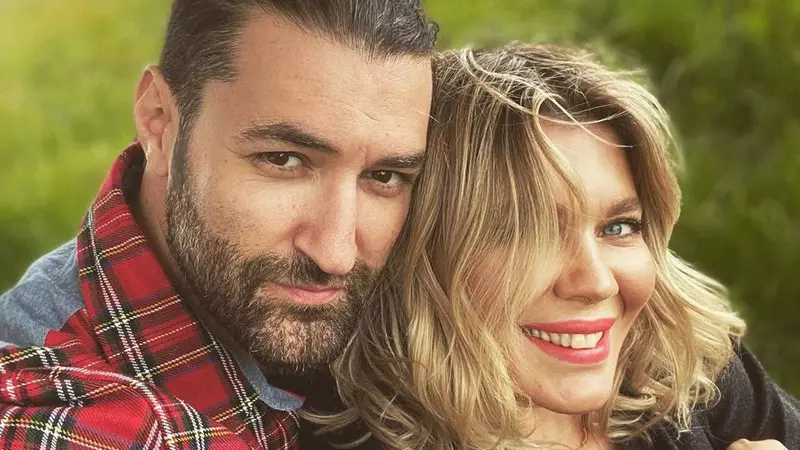 Smiley, declarație de dragoste pentru Gina Pistol. Ce fotografie a postat cu iubita însărcinată