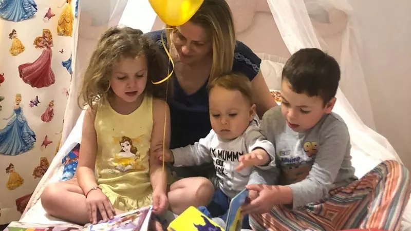 Clipe cumplite pentru Mirela Vaida. Copiii ei sunt bolnavi, iar vedeta e disperată: „Cel mic e și mai afectat”