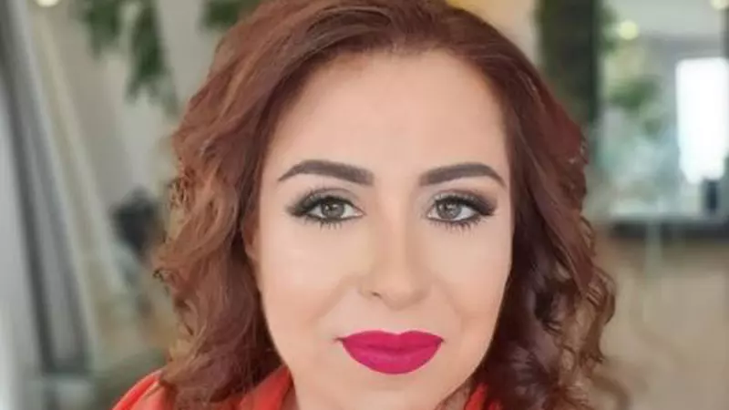 Fotografii neretușate! Oana Roman, fotografiată de paparazzi în costum de baie: ”Nu sunt perfectă”