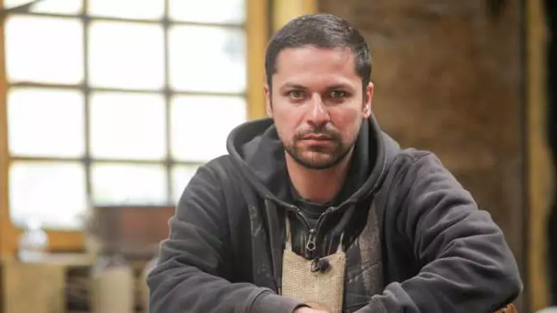 Augustin Viziru, băiatul rău de la Ferma, schimbat radical de rolul de tată: "Schimbă scutece, îi face masaj, îi face băiță"