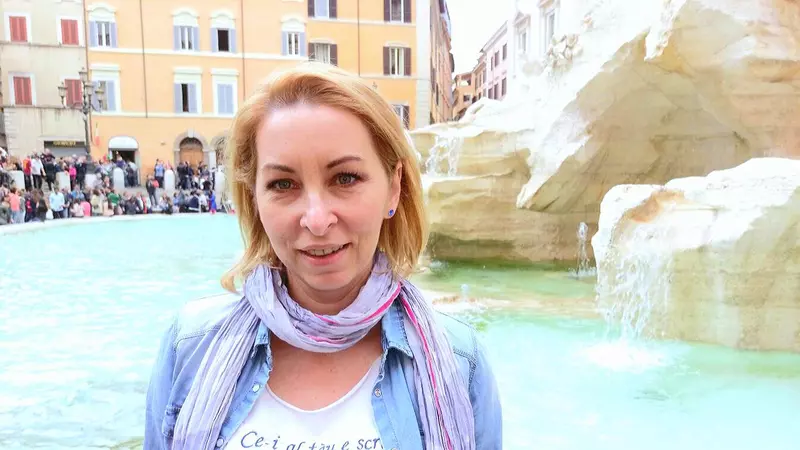 Depistată cu COVID-19, în timpul sarcinii, Carmen Moise a devenit mamă de gemeni! "Nu i-am vazut până azi, când ei  împlinesc o săptămână"