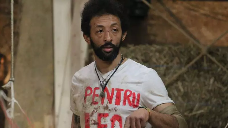 Kamara dă în judecată un fost concurent la Vocea României! Totul a pornit de la o serie de jigniri cu tentă rasială