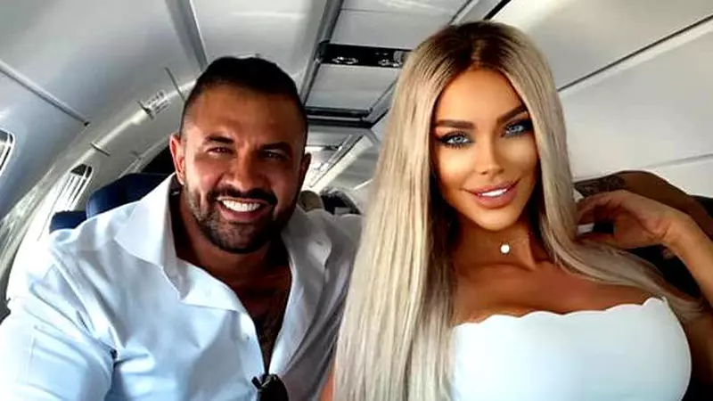 Ce făcea Bianca Drăgușanu în timp ce Alex Bodi era audiat de magistrați și i se pregătea arestarea