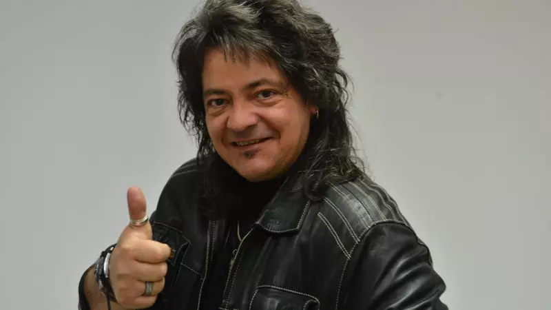 Leo Iorga trimite semne de dincolo de moarte. Fiul artistului a povestit ce pățește mama sa în fiecare seară