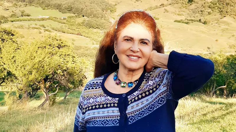 Irina Loghin a cântat la 15 Revelioane pentru Ceaușescu, apoi a fost interzisă de Elena: "Era geloasă pe mine, 8 ani n-am avut voie să mai cânt"