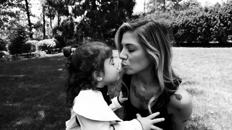 Christina Perri, mesaj sfâșietor după ce și-a pierdut fetița: "S-a născut tăcută"