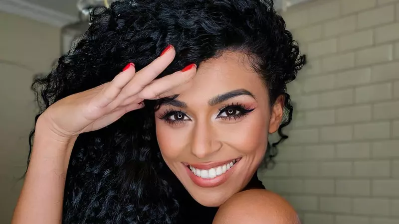 Majda Aboulumosha revine în televiziune. Vedeta e în negocieri cu Kanal D, după ce a plecat de la Antena Stars