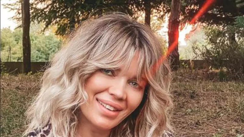 Gina Pistol a născut o fetiță. Smiley a devenit tătic pentru prima dată