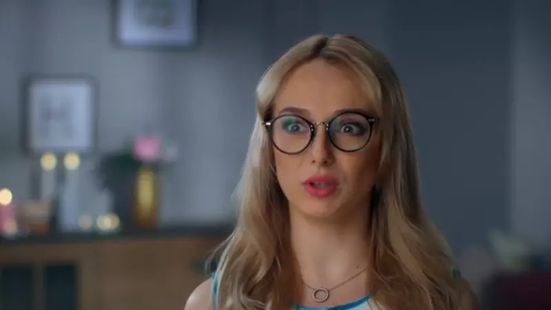 Cine este Malinka Zina de la Burlacul. Se bate pentru Andi cu sora ei