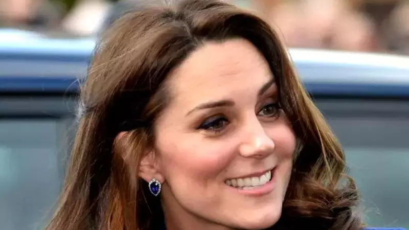 Kate Middleton, Regina ținutelor ieftine! A purtat un blazer superb de doar 60 de lire