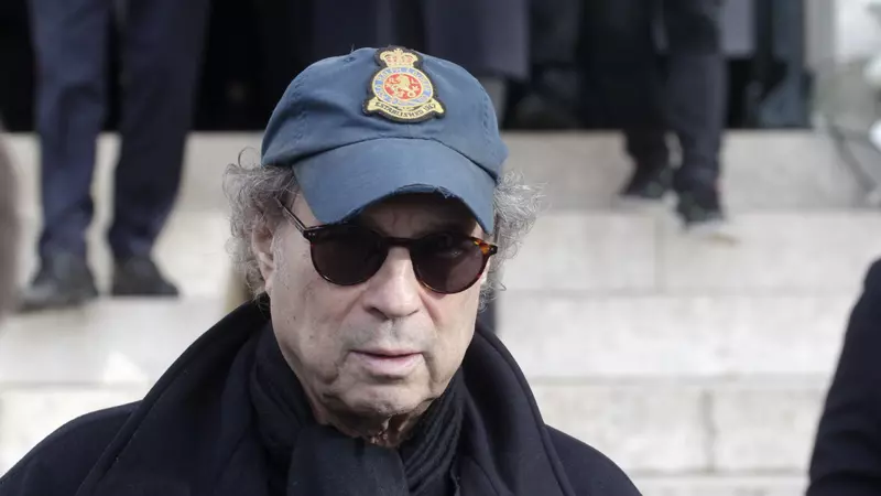 A murit regizorul Dennis Berry. Era fostul soț al actriței Anna Karina