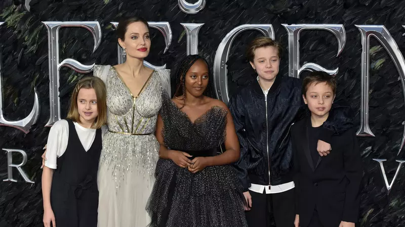 Cum și-a petrecut Angelina Jolie ziua de naștere. Cei șase copii i-au pregătit o surpriză, la împlinirea a 46 de ani