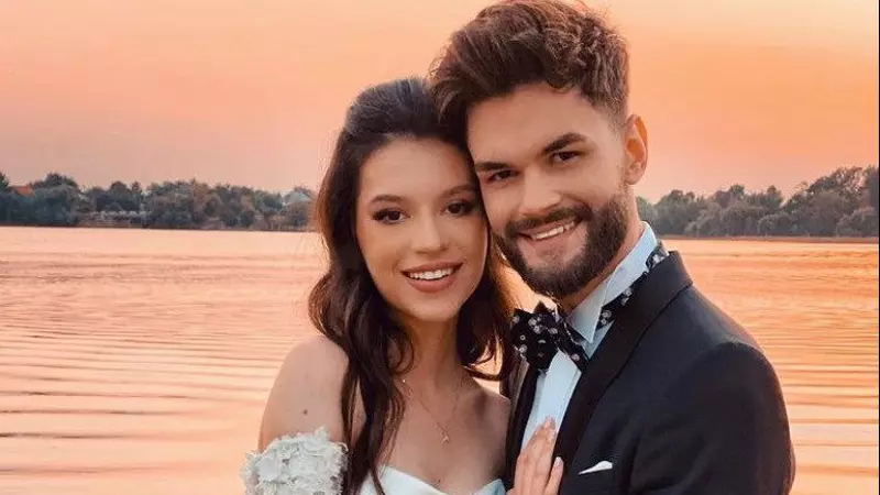 Cleopatra Stratan și Edward Sanda s-au căsătorit religios. Cum arată rochia de mireasă