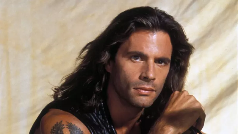 Lorenzo Lamas se însoară a șasea oară! Cum arată actorul din Renegatul, la 63 de ani