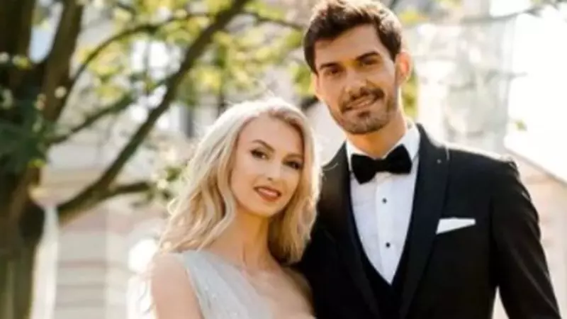 Andreea Bălan și George Burcea au făcut pace la un an de la divorț: „De două luni îmi permite să iau fetițele la mine”