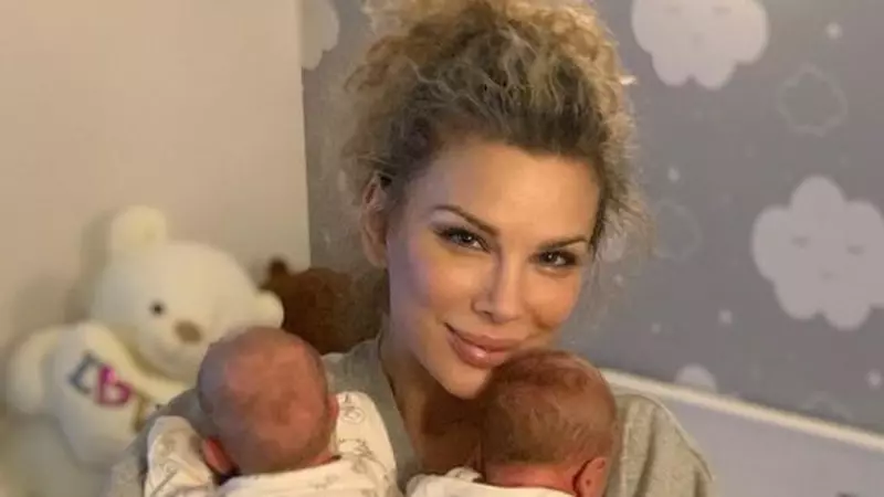 Alina Laufer a plecat cu familia la munte, după ce a fost cu fetița la spital: "Davina a fost foarte bolnăvioară...”