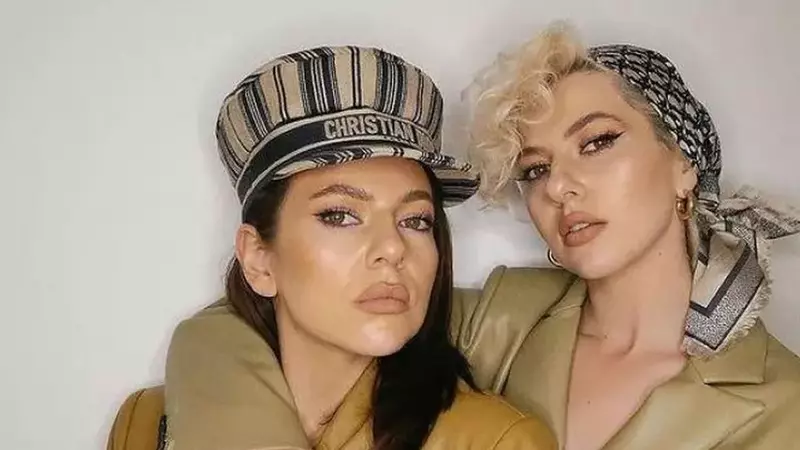 Lidia Buble, sărut pasional cu un bărbat necunoscut, la Asia Express. Estera a răbufnit