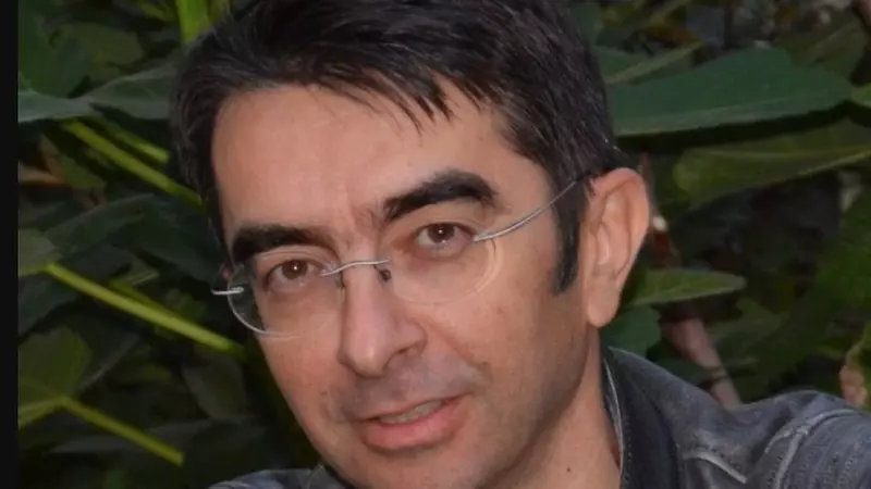 Mihai Găinușă, jefuit chiar în mijlocul zilei! Hoții au fost surprinși de camerele de luat vederi