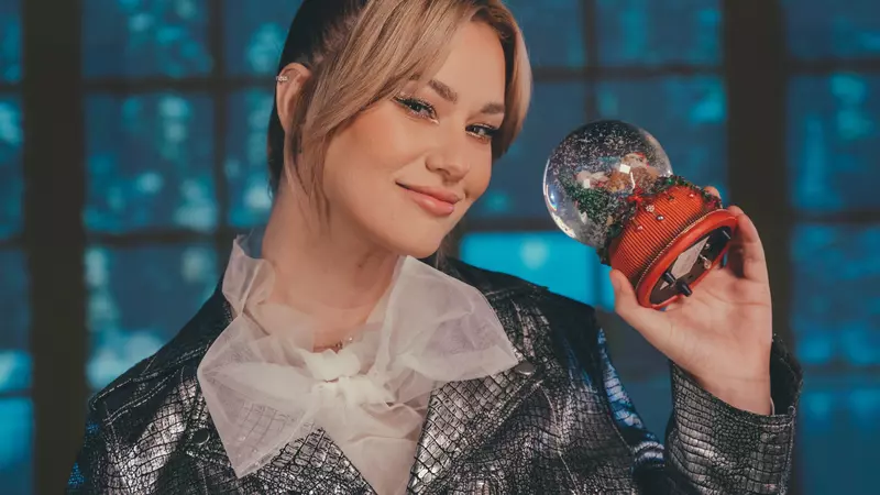 Feli, mesaj emoționant pentru fani, de Moș Nicolae: "Să ai mereu familia alături și..."