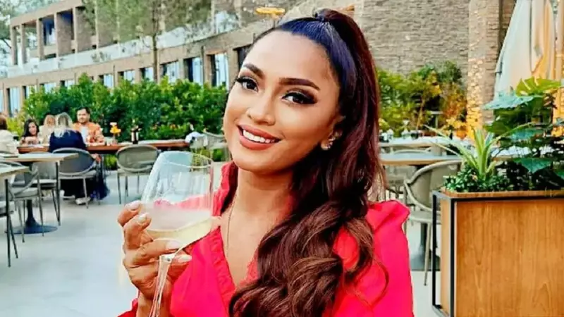 Cine este Bella Santiago de la Power Couple. Artista de origine filipineză e căsătorită, are o fiică, a câștigat X Factor 2018 și a participat și la alte emisiuni