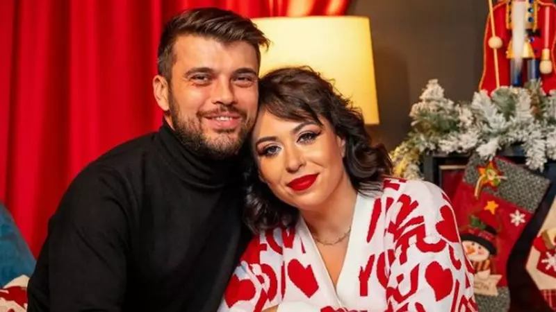 Oana Roman, despre speculațiile că s-ar fi despărțit de Marius Elisei: „Mai avem și noi momente aiurea”