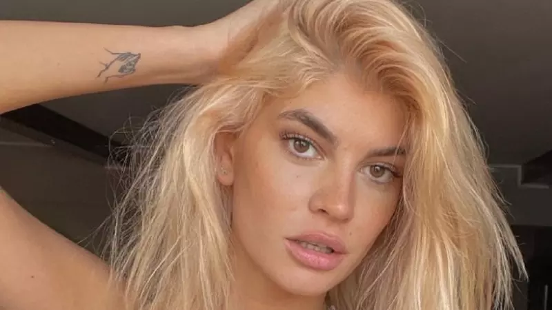 Cum arăta Laura Giurcanu de la Survivor la Next Top Model. A câștigat competiția la doar 14 ani