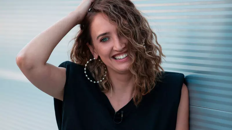 Ilona Brezoianu este noua prezentatoare de la Iumor, sezonul 12. L-a înlocuit pe Dan Badea