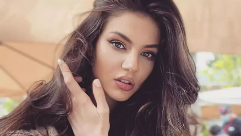 Cristina Ich și-a schimbat numele din buletin. Cum e trecută acum în acte