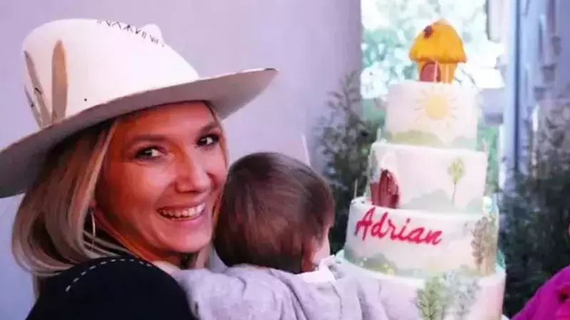 Adela Popescu, primele declarații despre botezul fiului cel mic: „Nu m-am sinchisit să-i muțumesc pe alții”