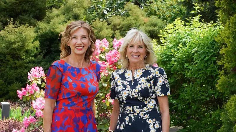 Ce a făcut Carmen Iohannis cu rochia purtată la întâlnirea cu Jill Biden: „Le folosim și la alte ședințe foto importante”