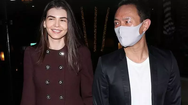 Monica Gabor îl numește pe Mr. Pink tatăl Irinei, fiica ei și a lui Irinel Columbeanu: "Părinți mândri"