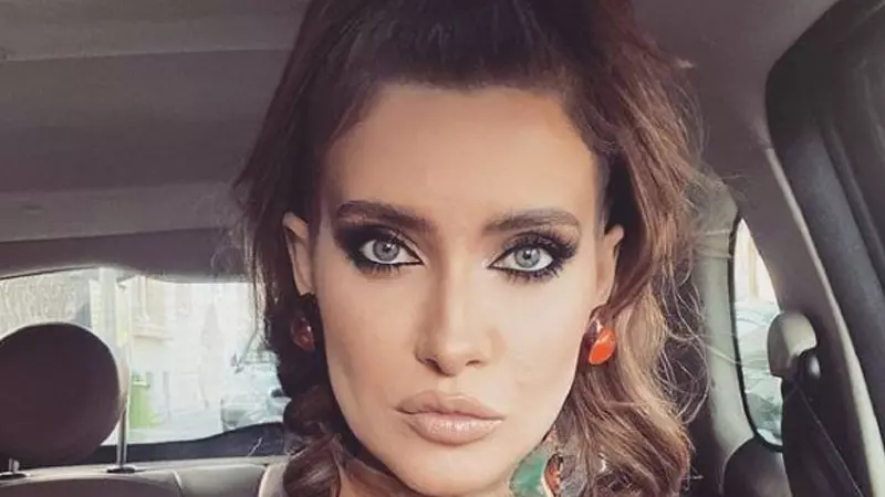 Iulia Albu a purtat un magnific colier de 40.000 de euro la petrecerea VIVA! Cum arată spectaculoasa bijuterie