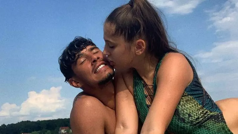 Florinel Coman a devenit tată. Primele imagini cu bebelușul: "Am reușit împreună"