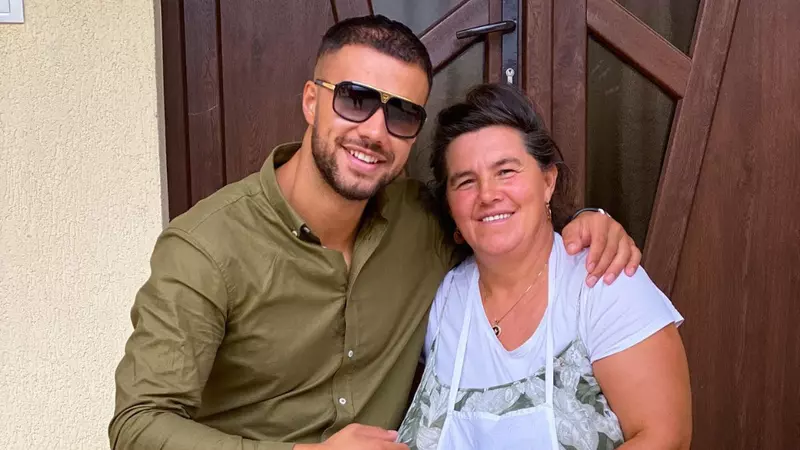 Mama Geta susține că-l cunoaște pe unul dintre hoții care i-au furat din casă: „I-am dat să mănânce”. Femeia, mesaj dur pentru autorități