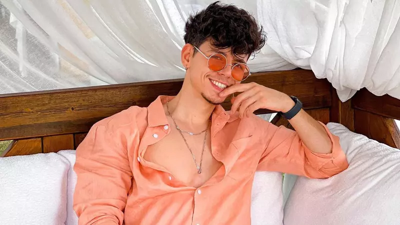 Cine este Emilian. Tot ce nu știi despre artistul care compune hit după hit