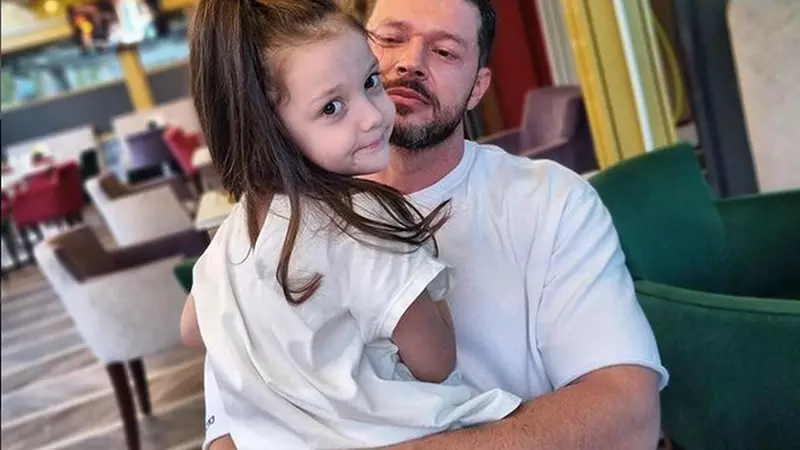 De ce nu a mers Victor Slav la ziua de naștere a fiicei sale. Bianca Drăgușanu: "Eu l-am invitat"